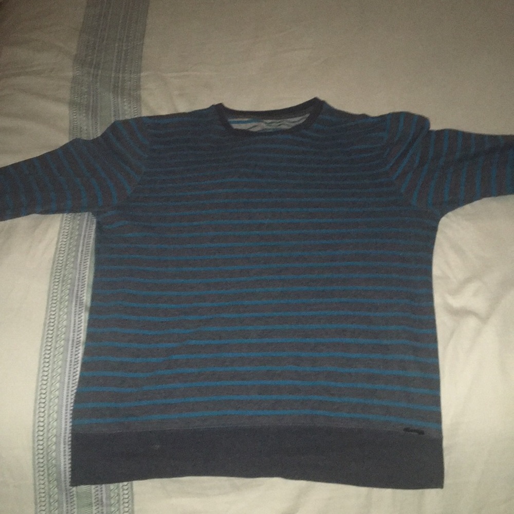 Long sleeve blue and grey